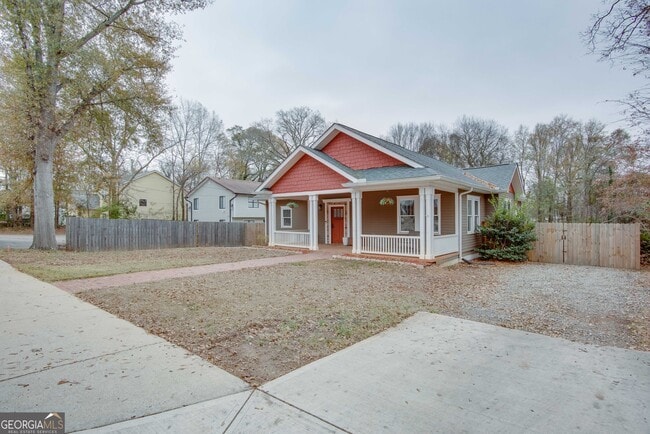 Building Photo - 1698 Temple Ave