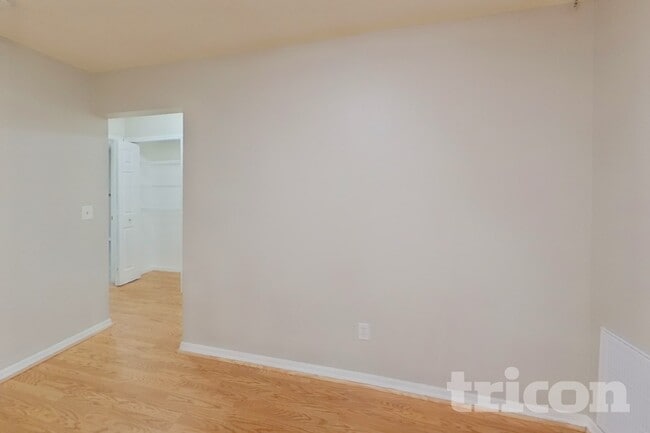 Building Photo - 2438 Pine Chase Cir