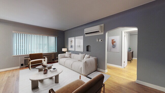 Building Photo - 1422 Leyden