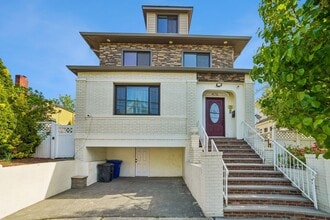 Building Photo - 416 74th St