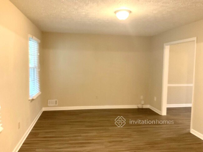 Building Photo - 358 Omega Dr
