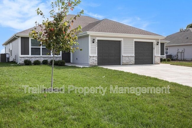Foto del edificio - 623 Fall Meadow Ln