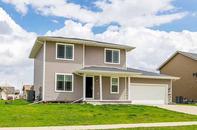 Foto del edificio - ALTOONA GEM!! 3 Bedroom, 2 Bathroom Home in Altoona!