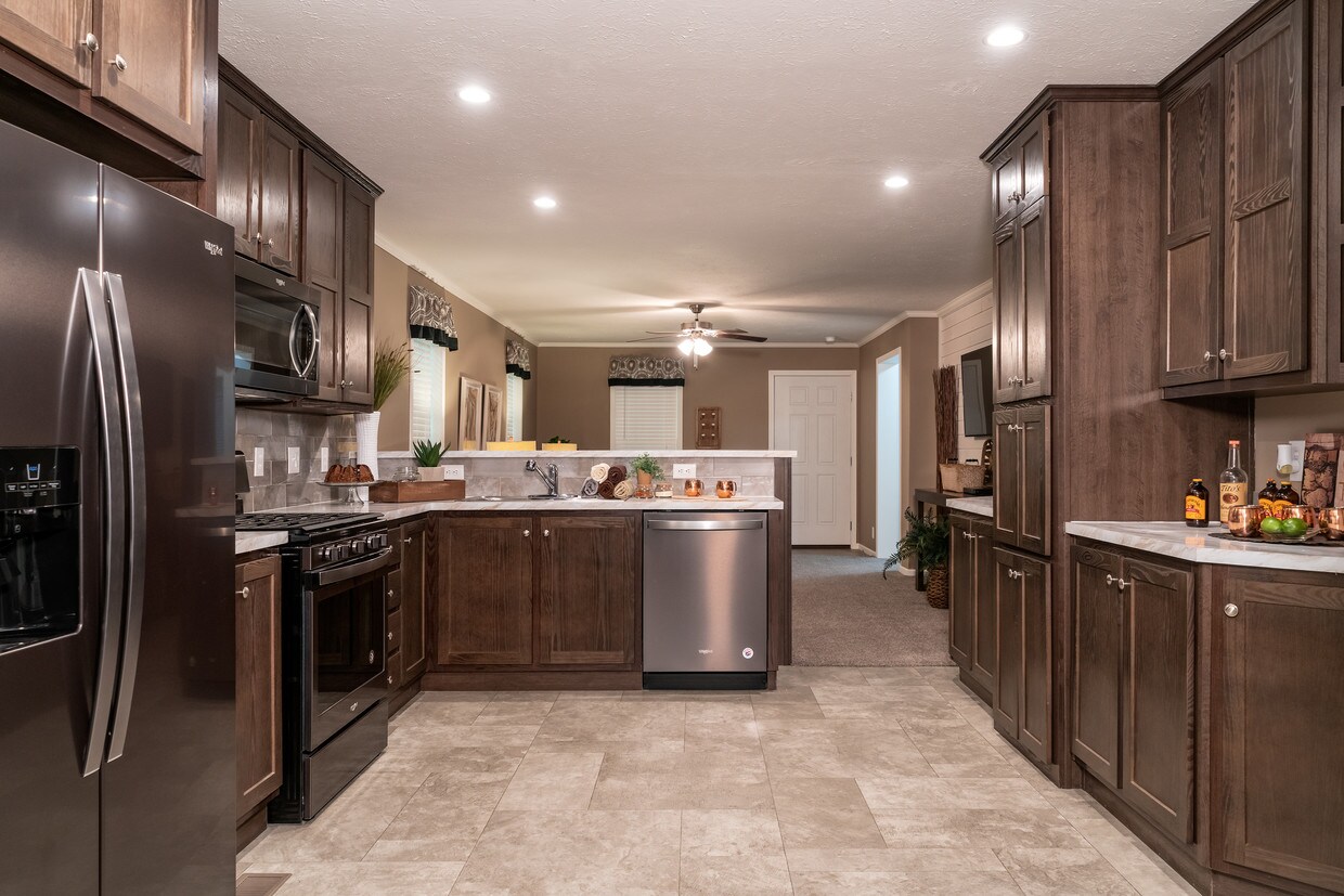 Primary Photo - Perrysburg Estates