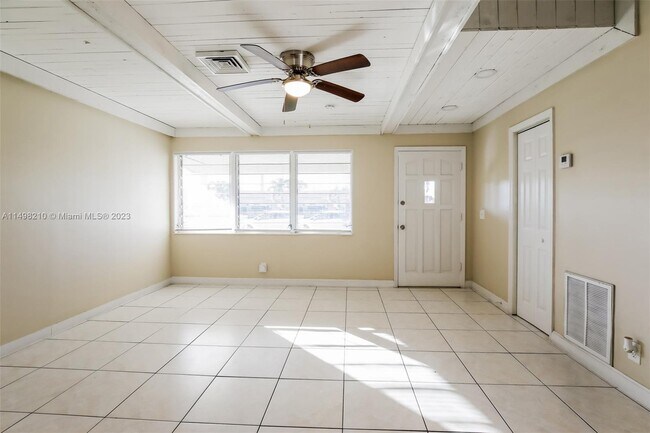 Foto del edificio - 1172 SW 1st Terrace
