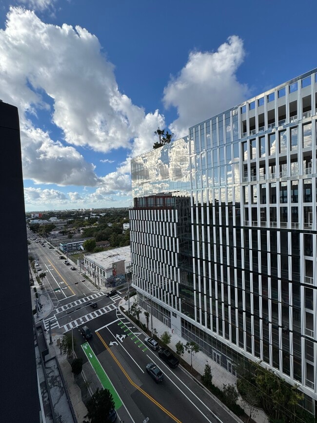 Building Photo - 47 NW 30th St Building Photo - 47 NW 30th St