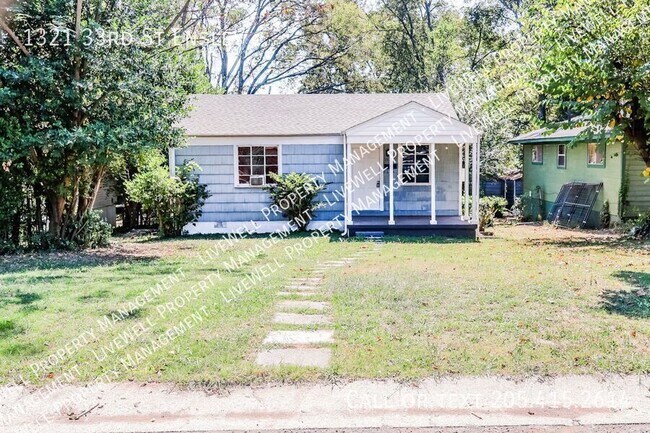 Building Photo - 1321 33rd St Ensley