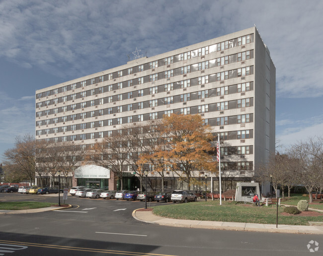 Foto del edificio - Somerville Senior Citizens Housing
