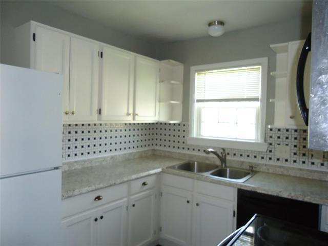 Foto del edificio - 2221 N Crockett St