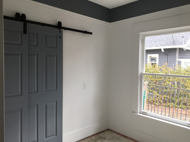 Bedroom - 5625 Zephyr St