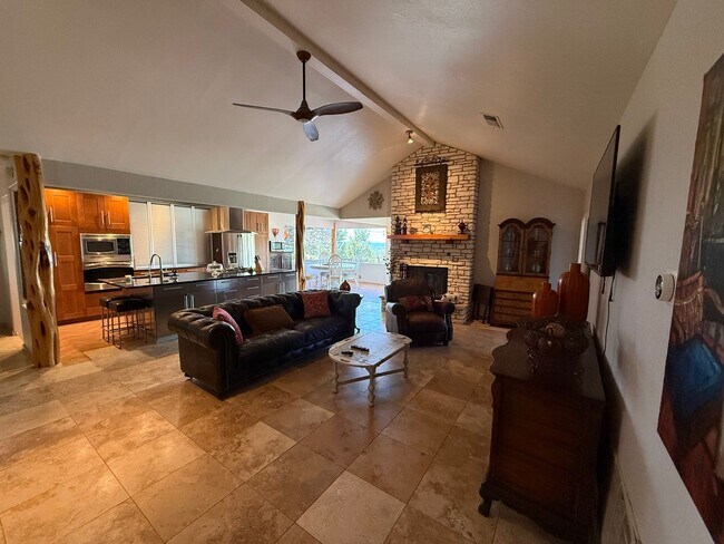 Foto del edificio - NEW ON MARKET