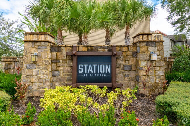 Building Photo - The Station Alafaya