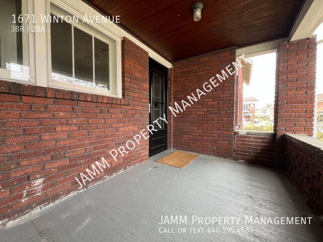 Foto del edificio - 3-Bedroom Townhome in Lakewood!!