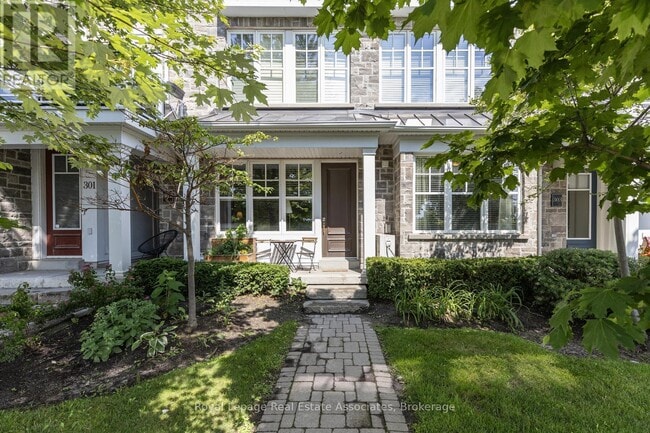 Photo du bâtiment - 1437 Lakeshore Rd E