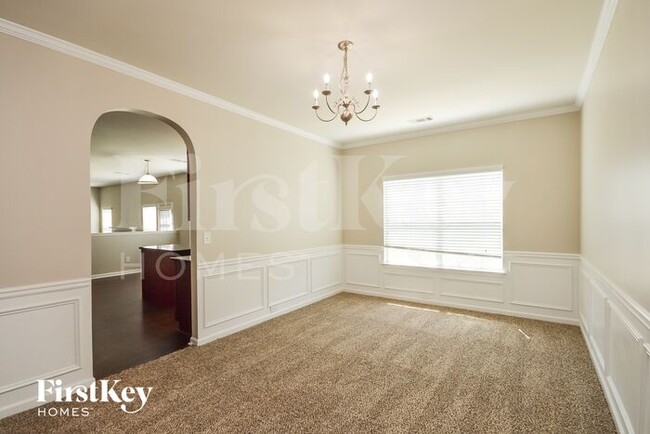 Building Photo - 7125 Bedrock Cir