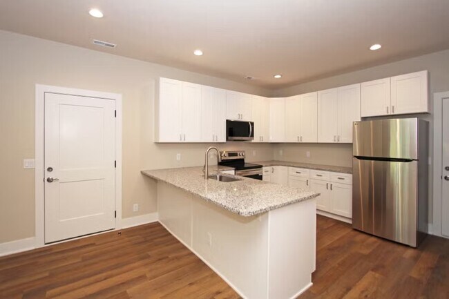 Foto del edificio - 841 W Burnham St