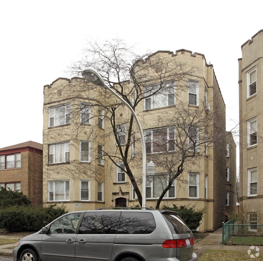 Foto del edificio - 6157-6159 N Hamilton Ave