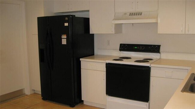 Building Photo - 1348 Veracruz Ln