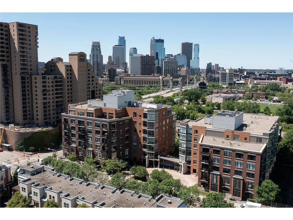 Foto principal - 150 NE 2nd St