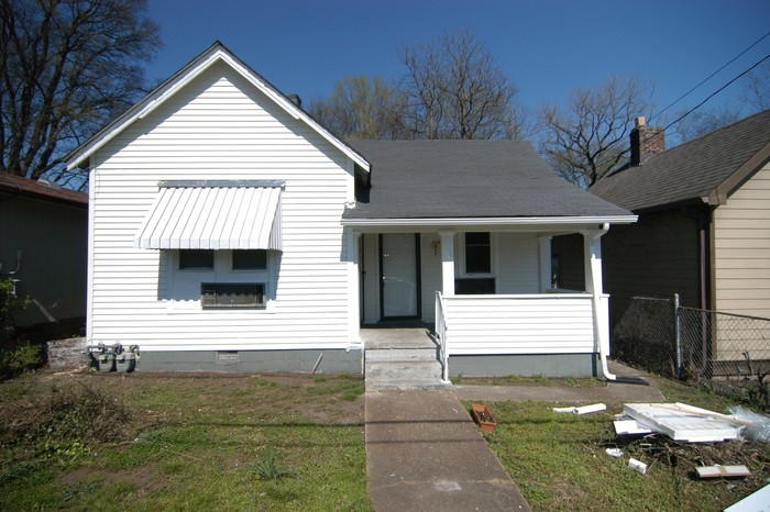 Primary Photo - 930 Morrison St