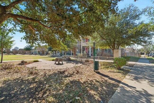 Foto del edificio - 2068 Herzog