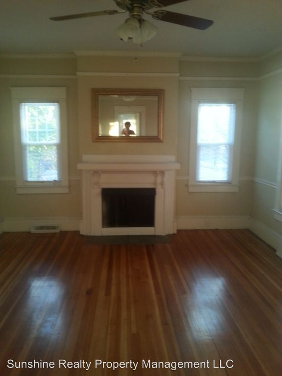 Building Photo - 204 N Wilba Rd