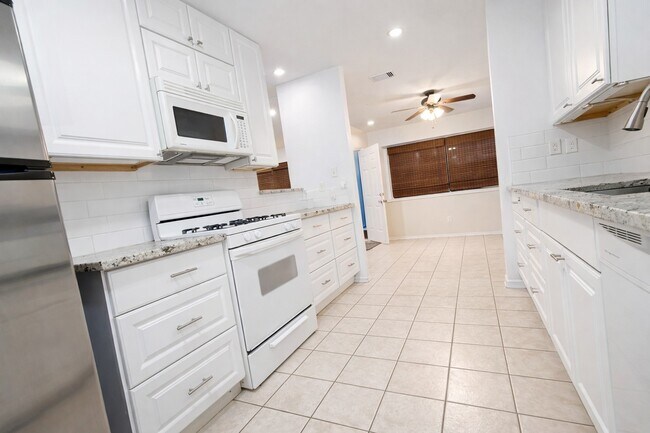 Foto del edificio - 1754 Jo Ann Ln