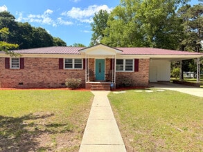 Building Photo - 611 S Sundance St Building Photo - 611 S Sundance St