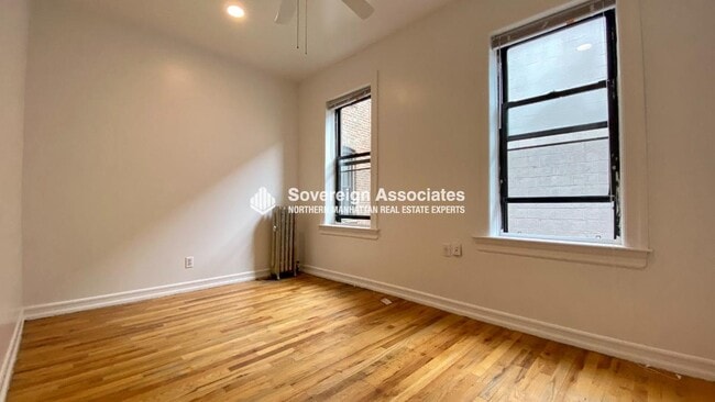 Building Photo - 4305 Broadway