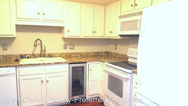 Building Photo - 505 Ventura Pl