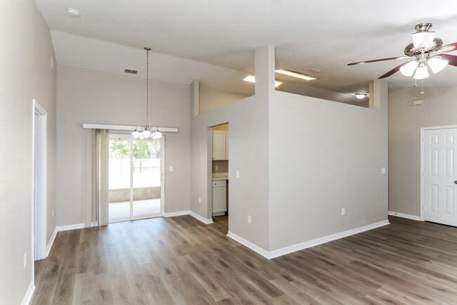 Building Photo - 4618 Great Blue Heron Dr