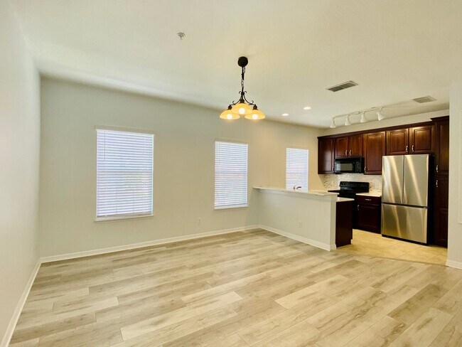 Foto del edificio - Newly Renovated Studio Garage Apartment in...