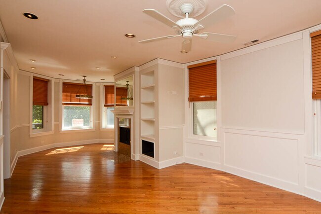 Building Photo - 3614 N Bosworth Ave