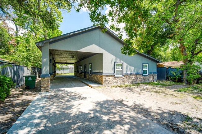 Building Photo - 218 Ishmeal St