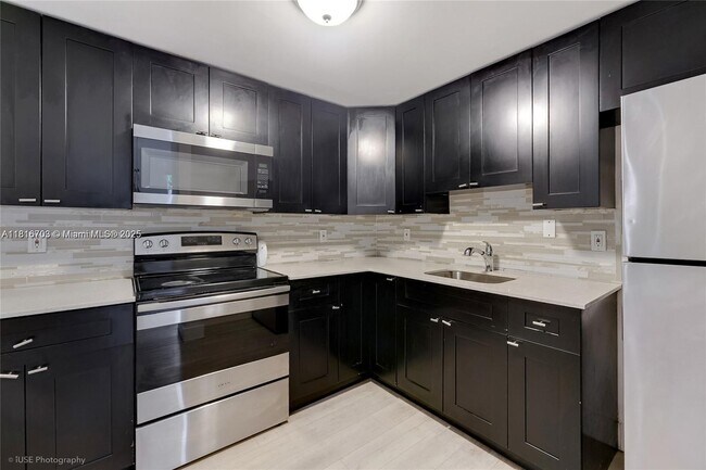 Foto del edificio - 1630 NW 1st St