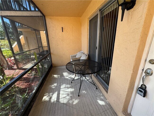 Foto del edificio - 4031 Ice Castle Way