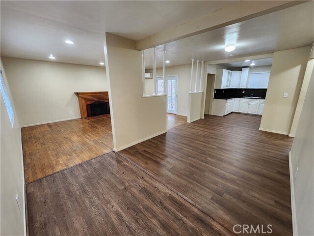 Building Photo - 9015 Carron Dr