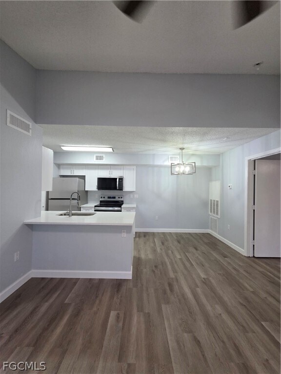 Building Photo - 12591 Equestrian Cir