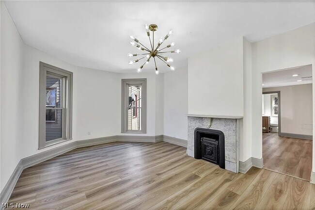 Foto del edificio - 3401 Clinton Ave