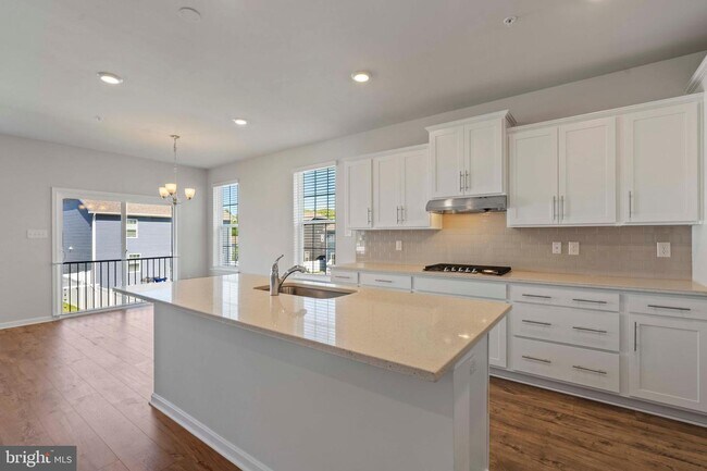Building Photo - 5713 Haller Pl
