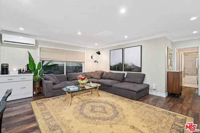 Foto del edificio - 960 Larrabee St