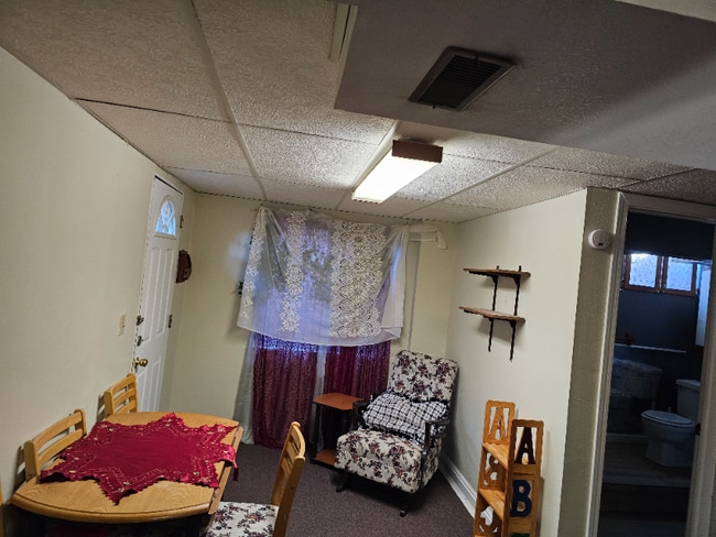 Foto del edificio - 3773 S Grove St