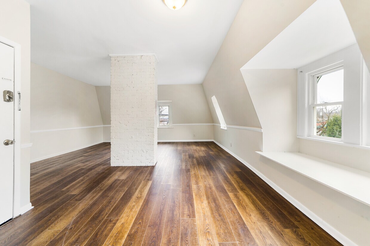 1171 Central Ave Unit 3, Dunkirk, NY 14048 Apartments in Dunkirk, NY