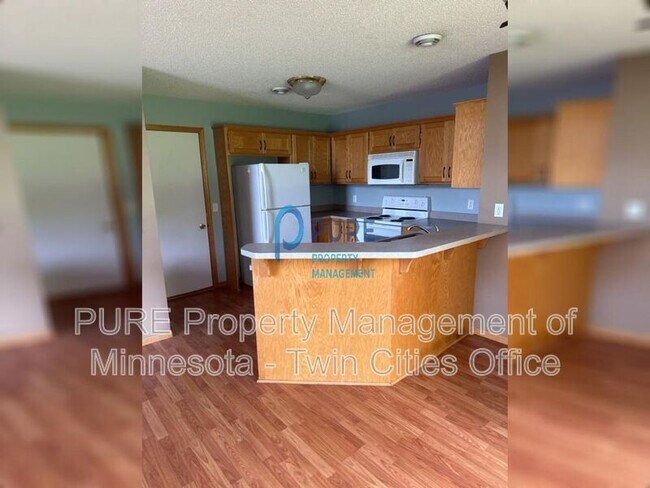 Foto del edificio - 1331 128th Ave NE