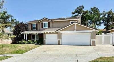 Building Photo - 2345 Talbot Cir