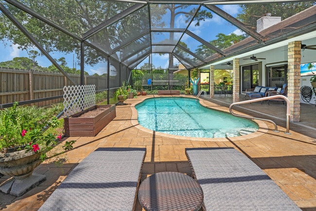 Building Photo - 4256 Gleneagles Dr
