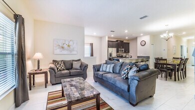 Building Photo - 4801 Brier Rose Ln