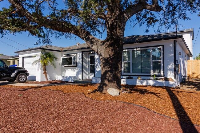 Foto del edificio - 5121 Tipton St