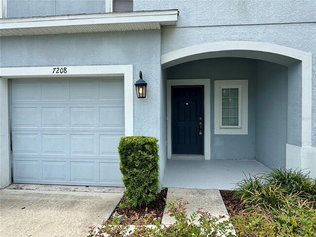 Building Photo - 7208 Grand Elm Dr
