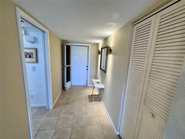 Foto del edificio - 6999 W Country Club Dr N